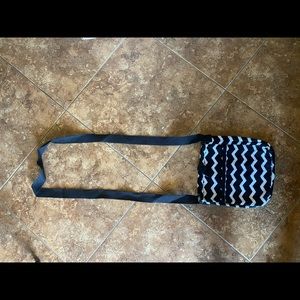 Retro metro crossbody